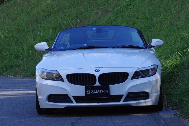 BMW　Z4　白　2.49L