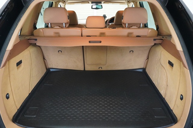 カイエン　957　黒　3.6L
