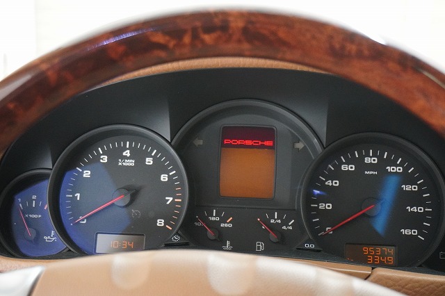 ポルシェ　カイエン　ゴールド　3.6L