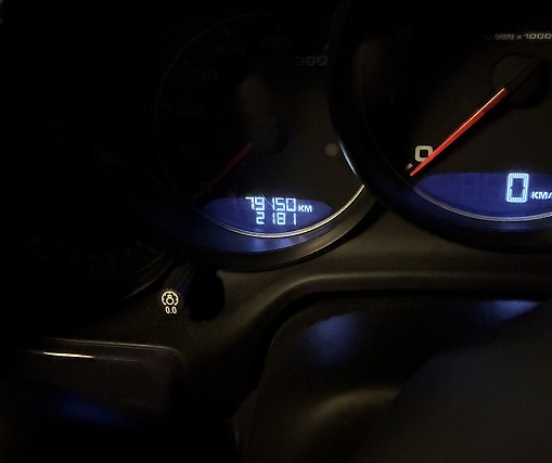 パナメーラ　白　3.6L