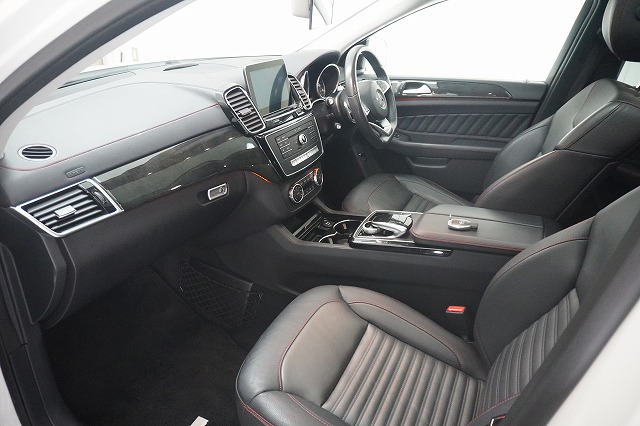 ＧＬＥ　白　3.0Ｌ